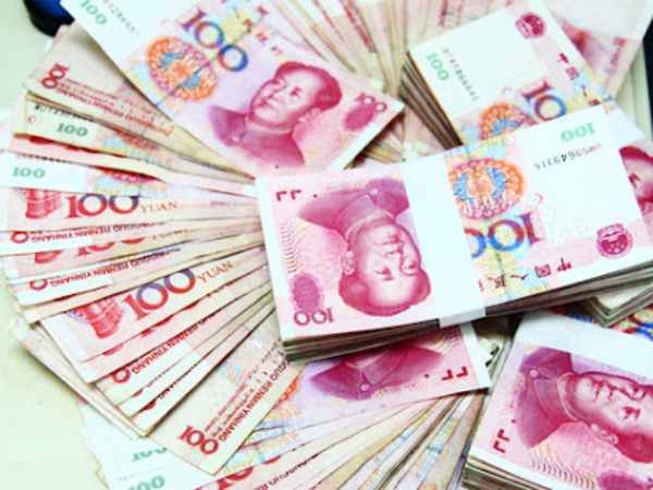 Mơ thấy tiền xu cổ Trung Quốc xâu bằng dây đỏ